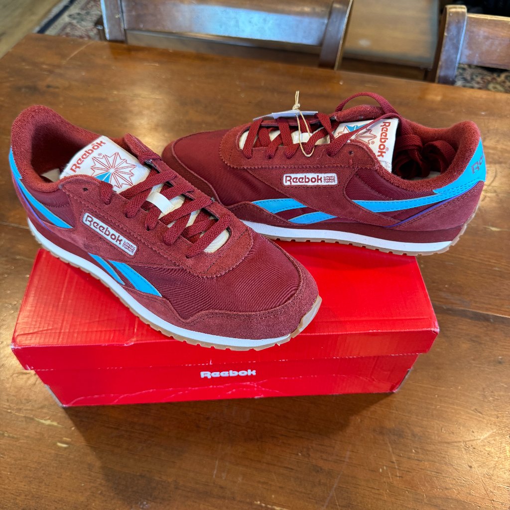 Reebok Classic Az Women’s Running Shoes Burgundy/Red/Cyan Size 9 Us New In